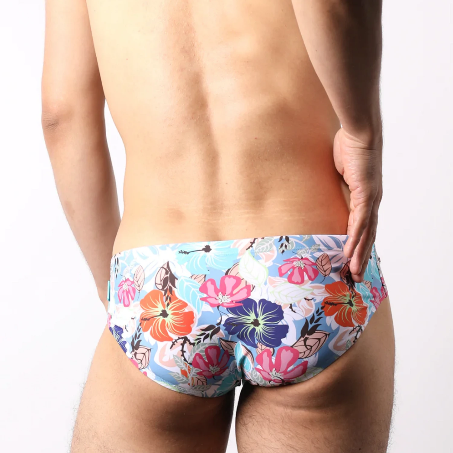 Timoteo - Lakeshore Low Rise Swim Brief - Floral Blue 5 Timoteo - Lakeshore Low Rise Swim Brief - Floral Blue - Image 3